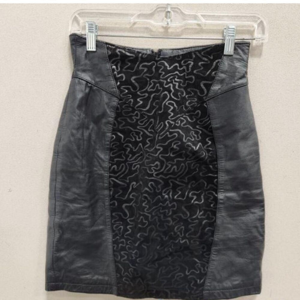 I.O.U. Leather. 90s Patterns Black Leather Skirt Size 4